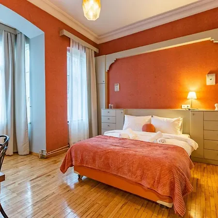 Enchanting Flat In Beyoglu With Bosphorus View * Istanbul