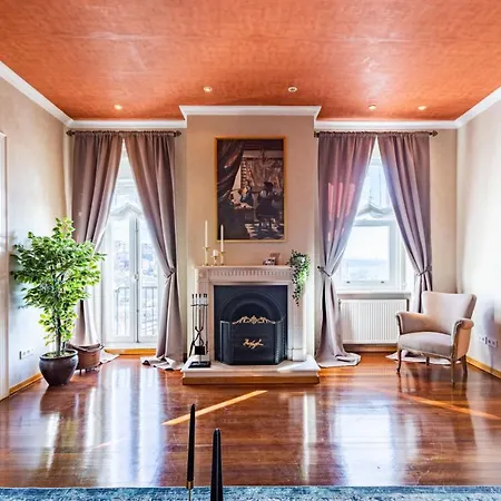 Enchanting Flat In Beyoglu With Bosphorus View Apartment
